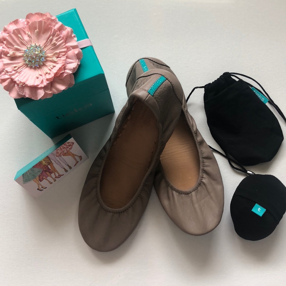 Taupe Tieks